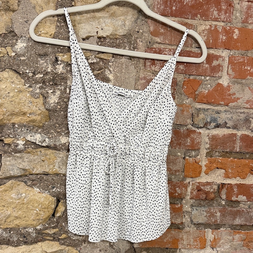 Abercrombie and Fitch - Polka Dot Sleeveless Cinch-Waist Tank Top - White/Black